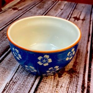 Yokohama studio 4” bowl handpainted floral
